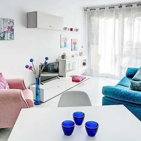 Global Elegance - By Global Holidays 11378 Holiday home *